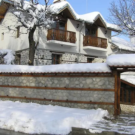 Shopova Kashta Guest house 3*